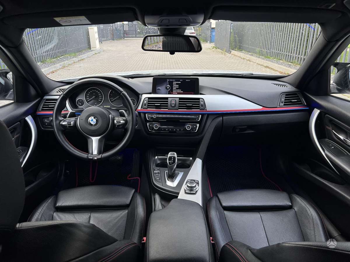 BMW 328, 2.0 l., Седан