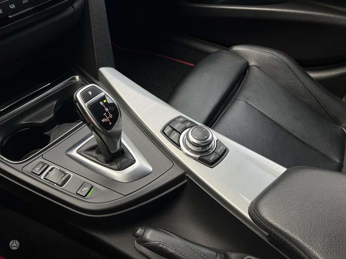 BMW 328, 2.0 l., Седан