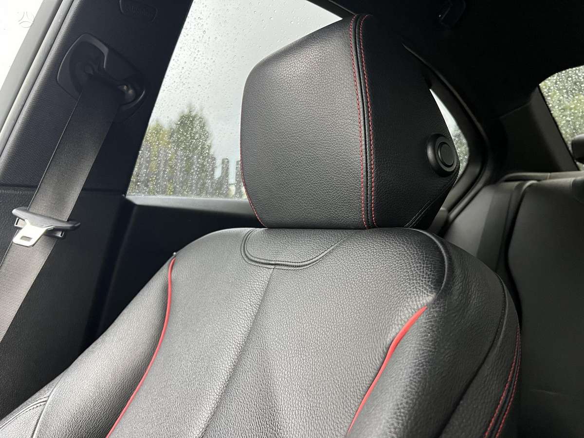 BMW 328, 2.0 l., Седан