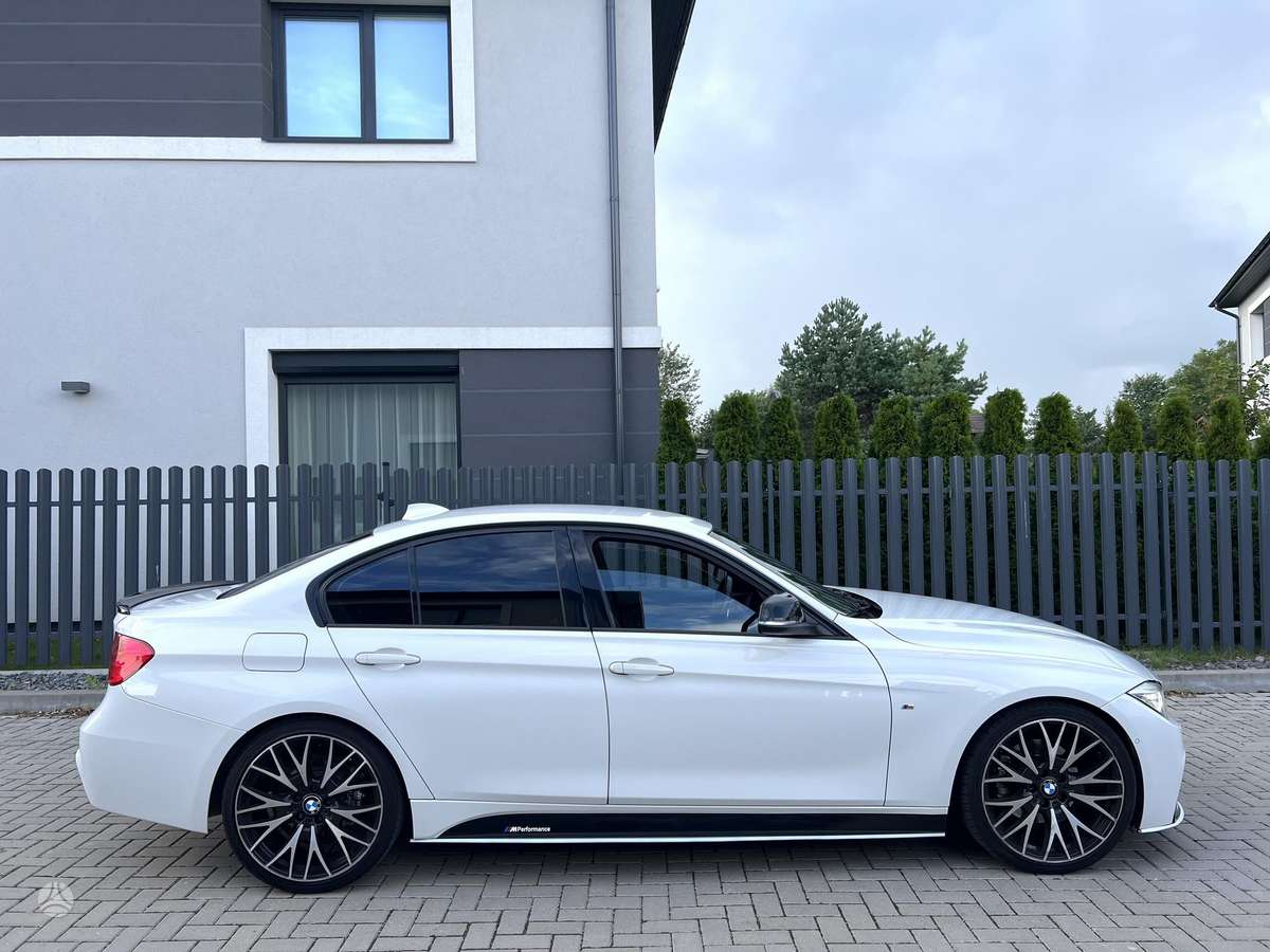 BMW 328, 2.0 l., Седан