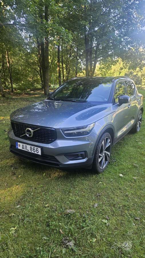 Volvo XC40 - 1