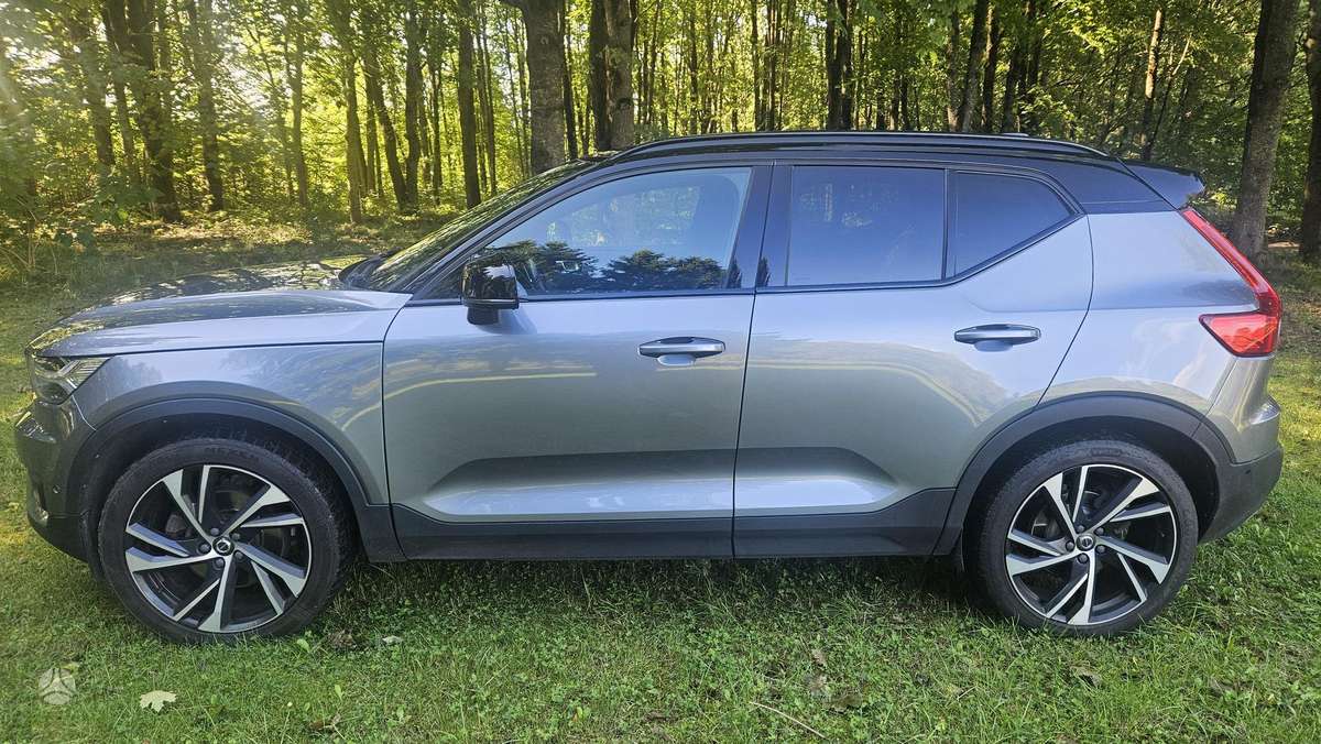 Volvo XC40 - 2