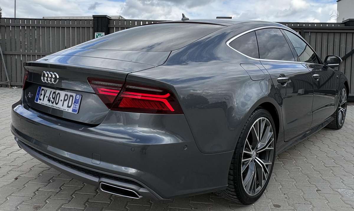 Audi A7, 3.0 l., Хэтчбек