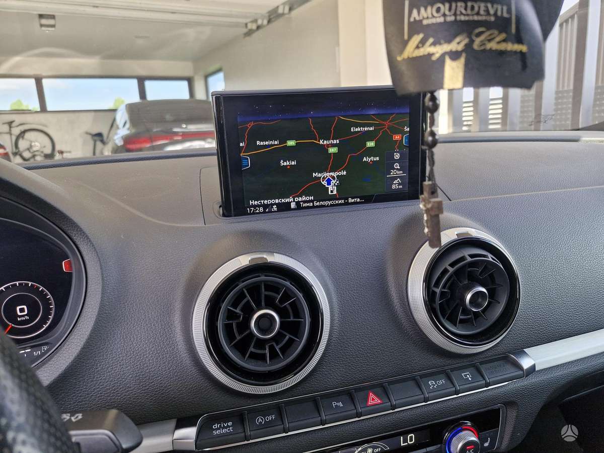 Audi A3, 2.0 l., Седан