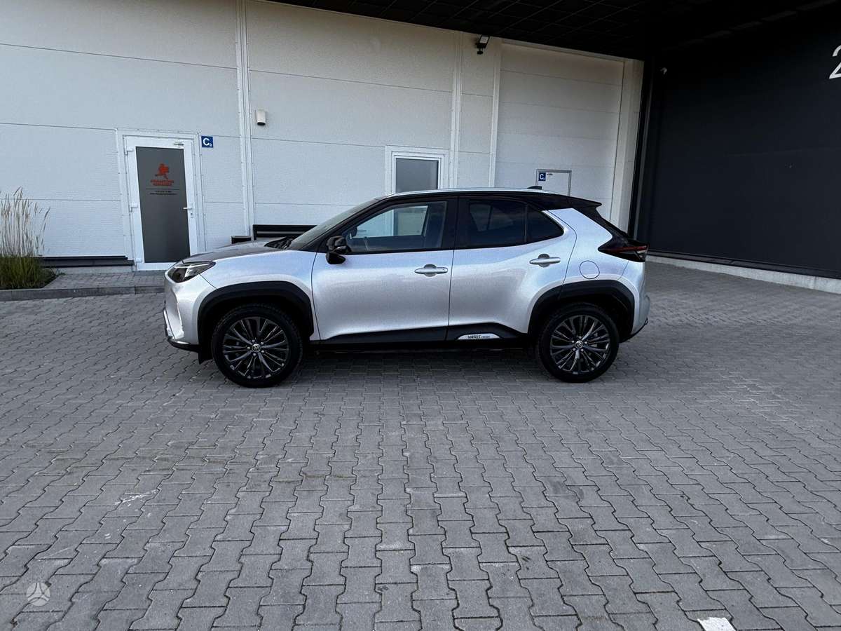 Toyota Yaris Cross - 2