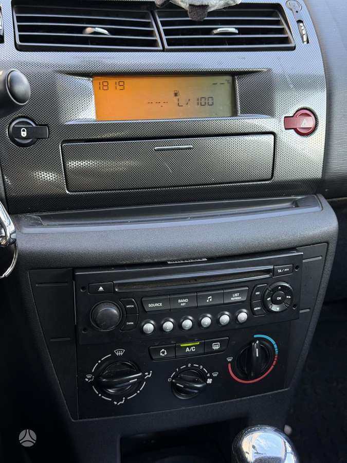 Citroen C4, 1.6 l., Хэтчбек