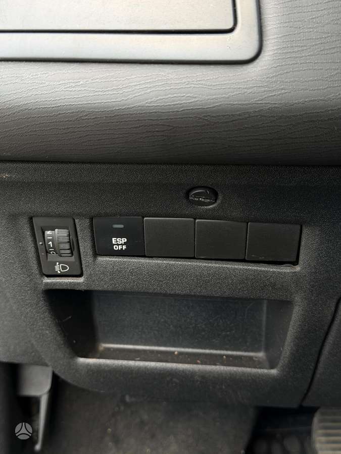 Citroen C4, 1.6 l., hatchback