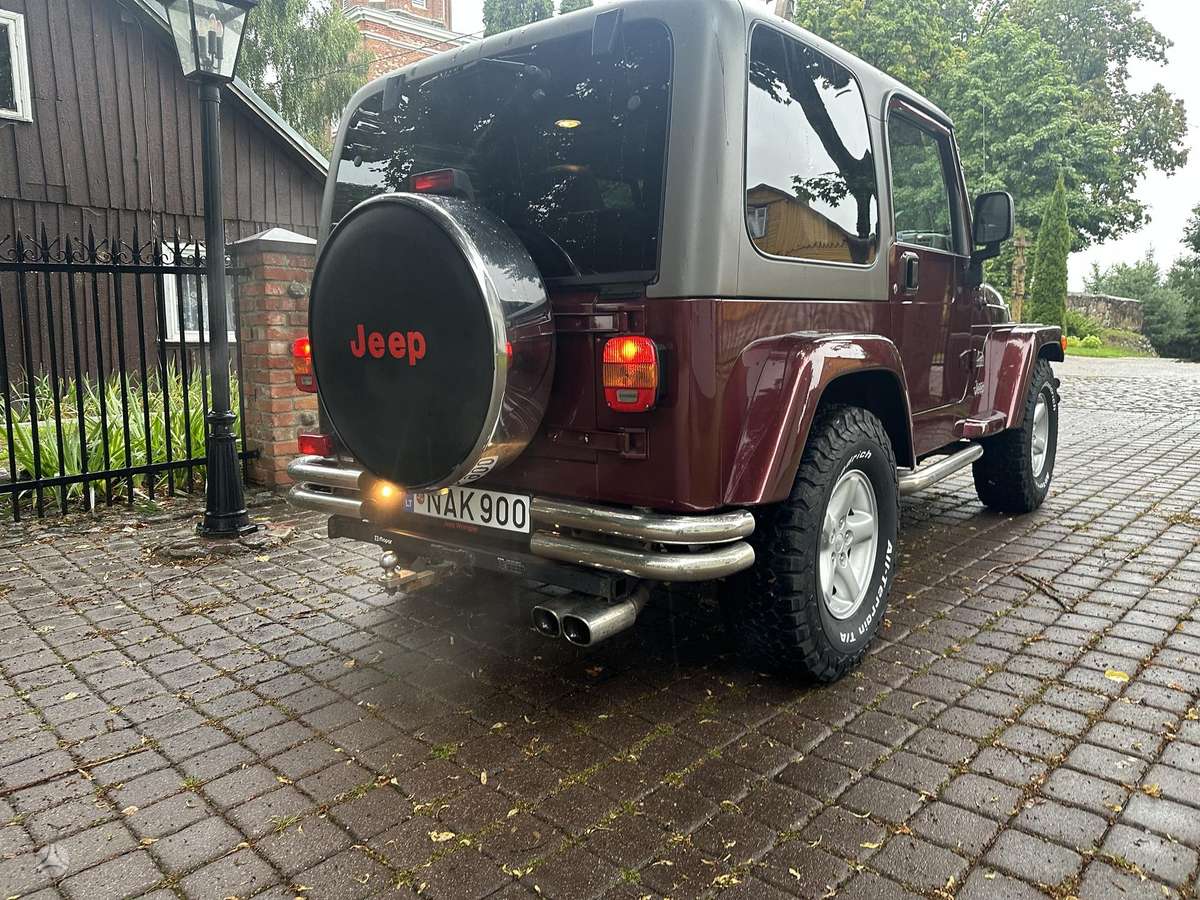Jeep Wrangler accessories and consumables