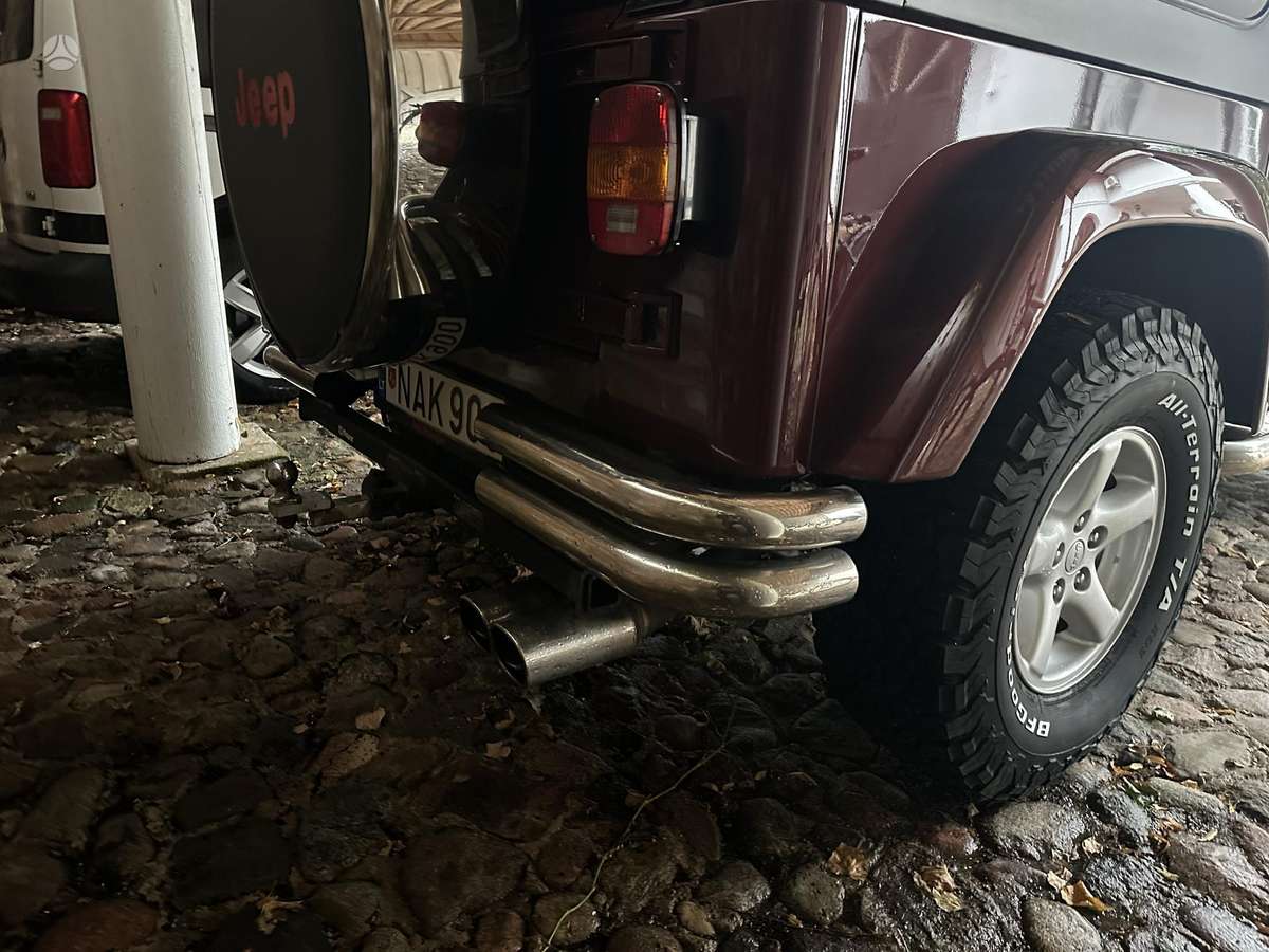 Jeep Wrangler аксессуары и эксплоатационные материалы