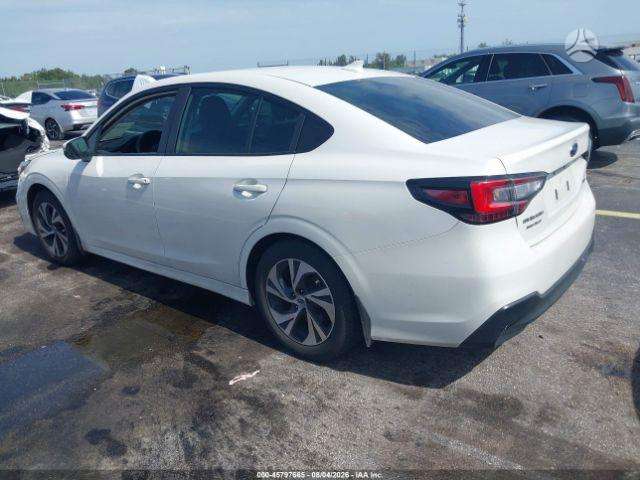 Subaru Legacy - 4
