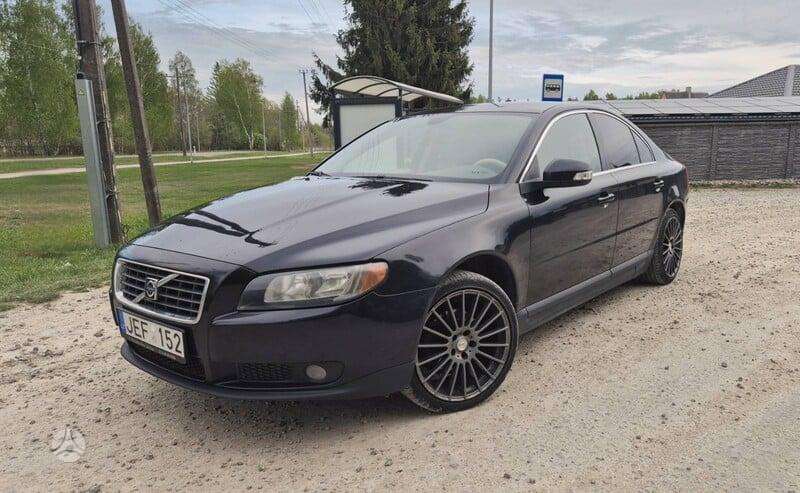 Volvo S80 - 1