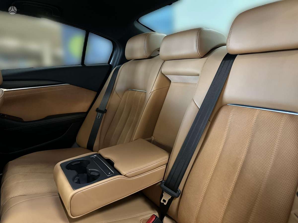 Mazda 6, 2.5 l., Седан