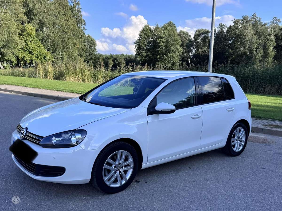 Volkswagen Golf - 5