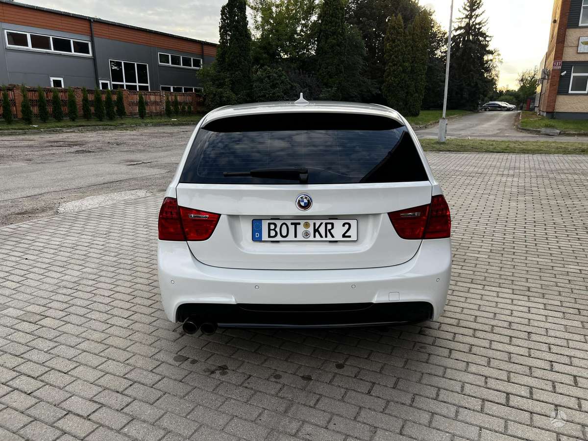 BMW 320, 2.0 l., wagon