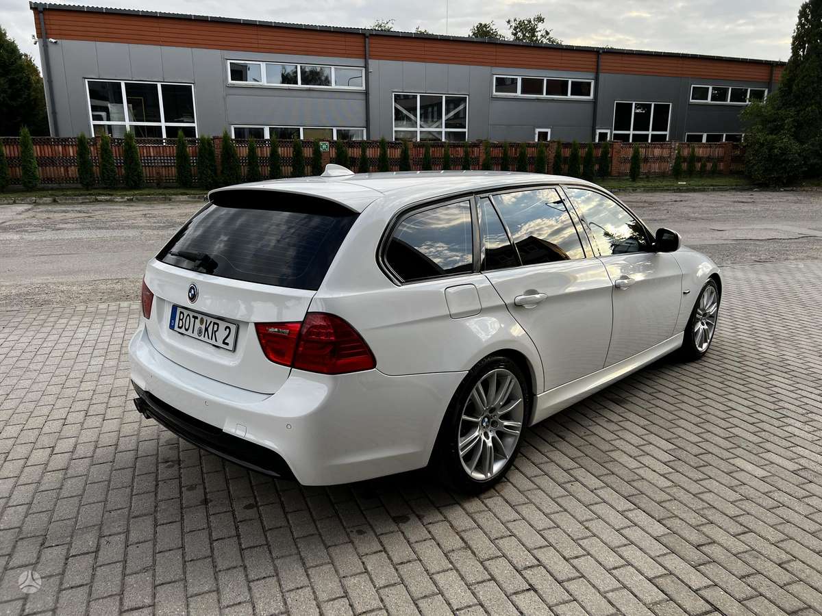 BMW 320, 2.0 l., wagon