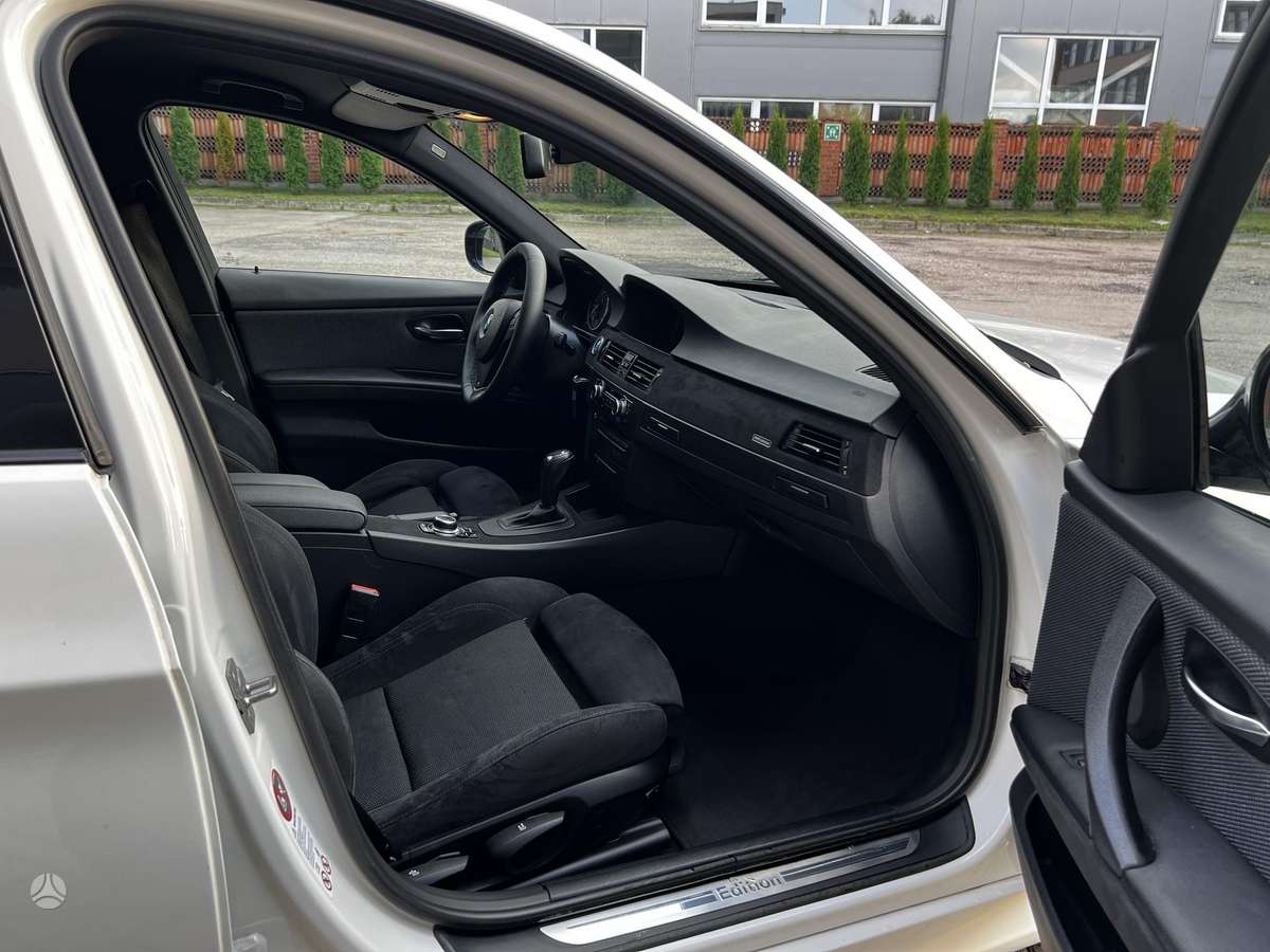 BMW 320, 2.0 l., wagon