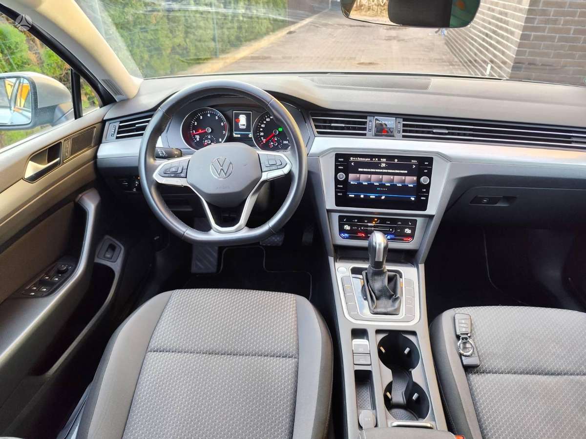Volkswagen Passat - 6