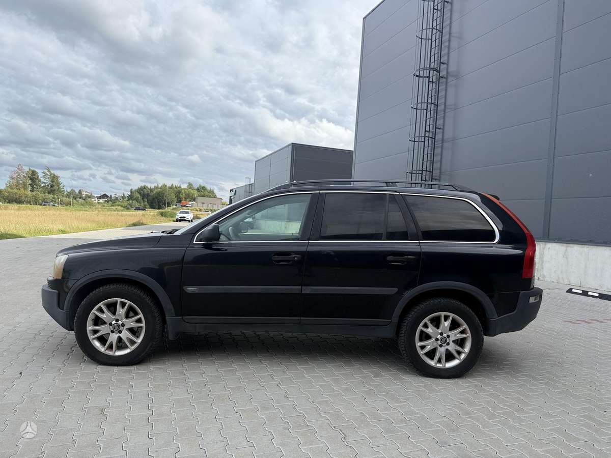 Volvo XC90 - 6
