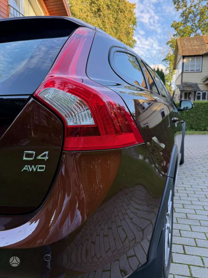 Volvo V60 Cross Country - 5