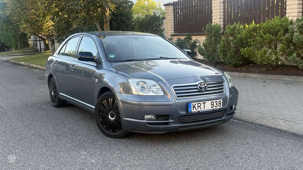 Toyota Avensis - 2
