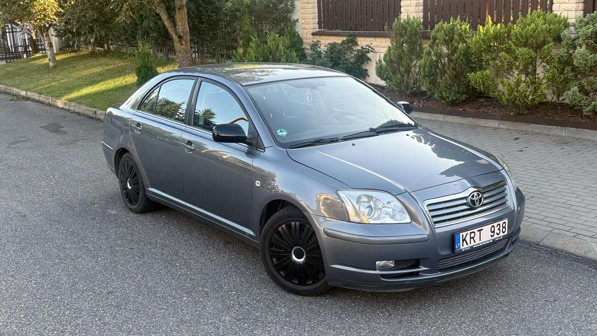 Toyota Avensis - 3