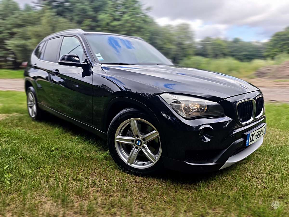 BMW X1, 2.0 l., Минивэн