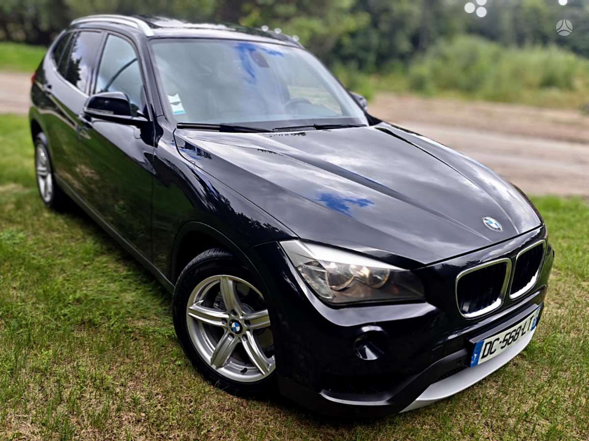 BMW X1, 2.0 l., Минивэн