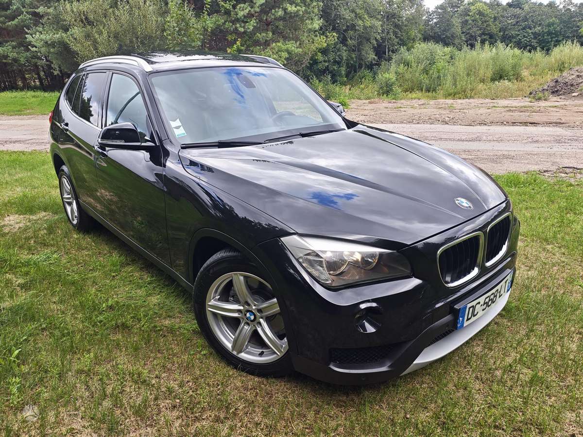 BMW X1, 2.0 l., Минивэн
