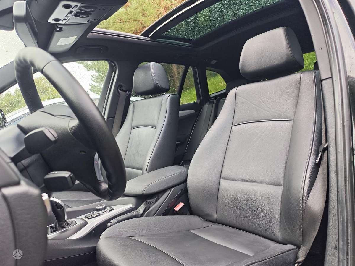 BMW X1, 2.0 l., Минивэн