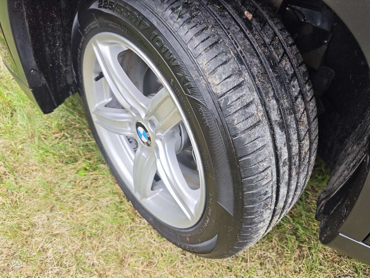 BMW X1, 2.0 l., Минивэн