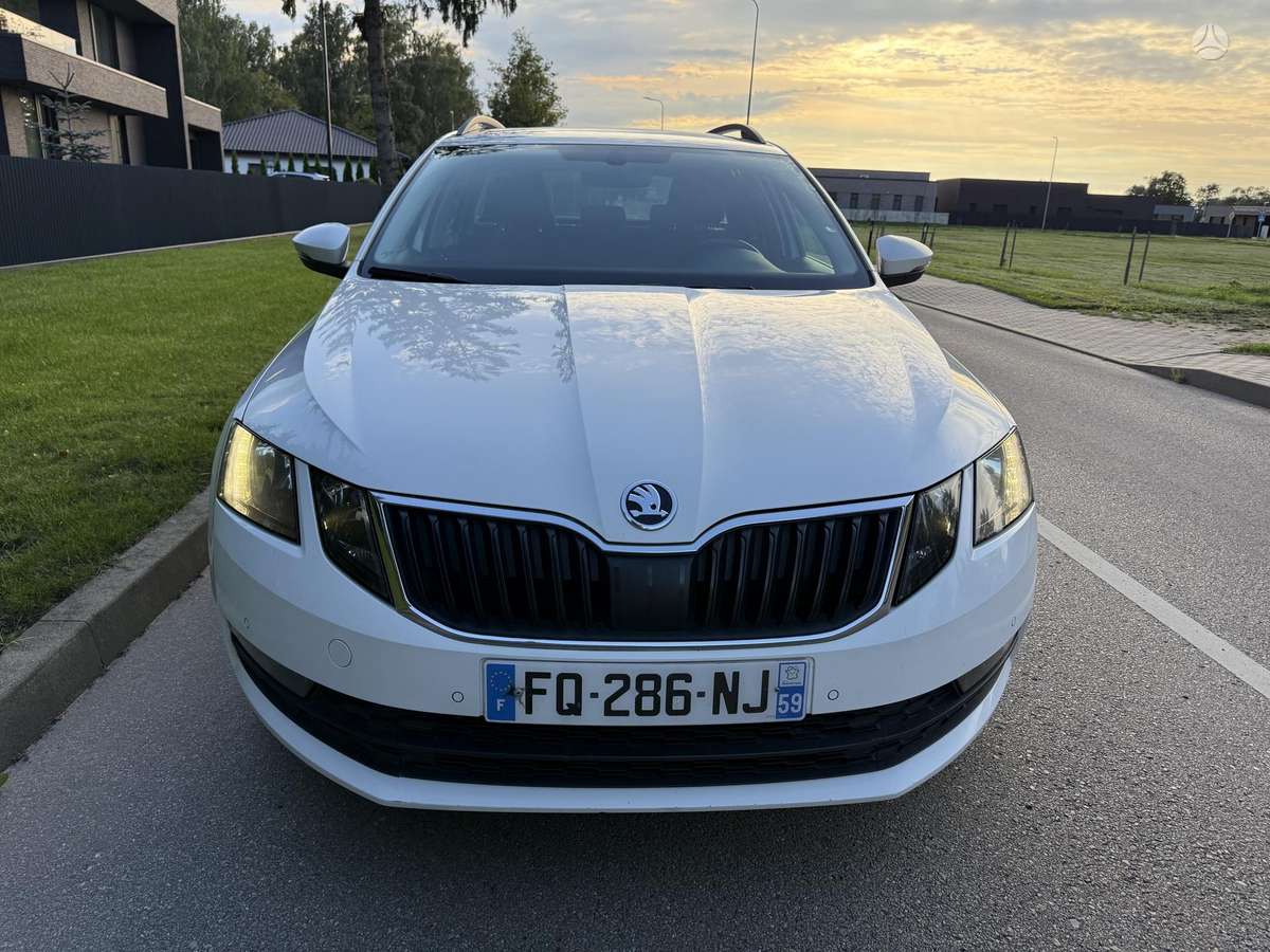 Škoda Octavia - 2