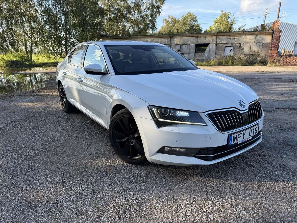 Skoda Superb, 2.0 l., hatchback