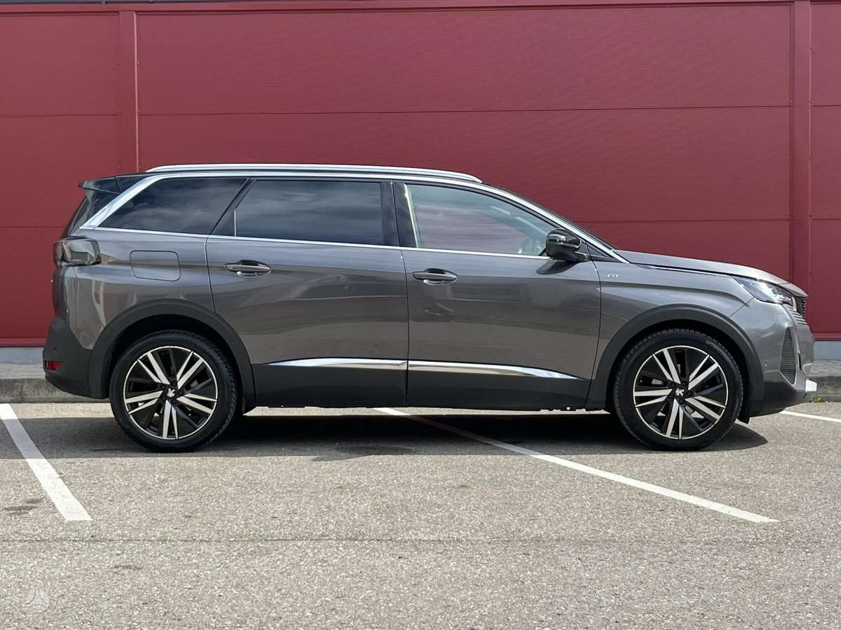Peugeot 5008 - 5