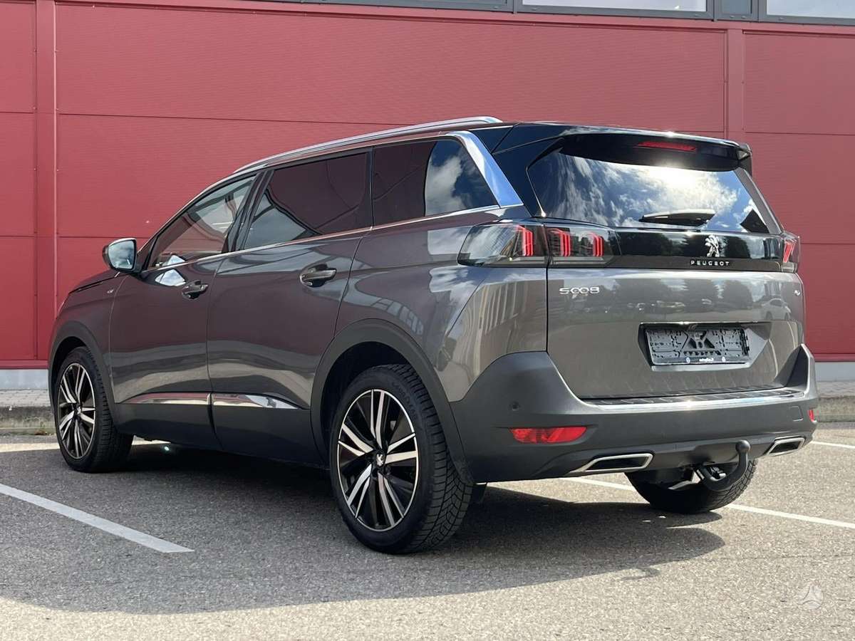 Peugeot 5008 - 8