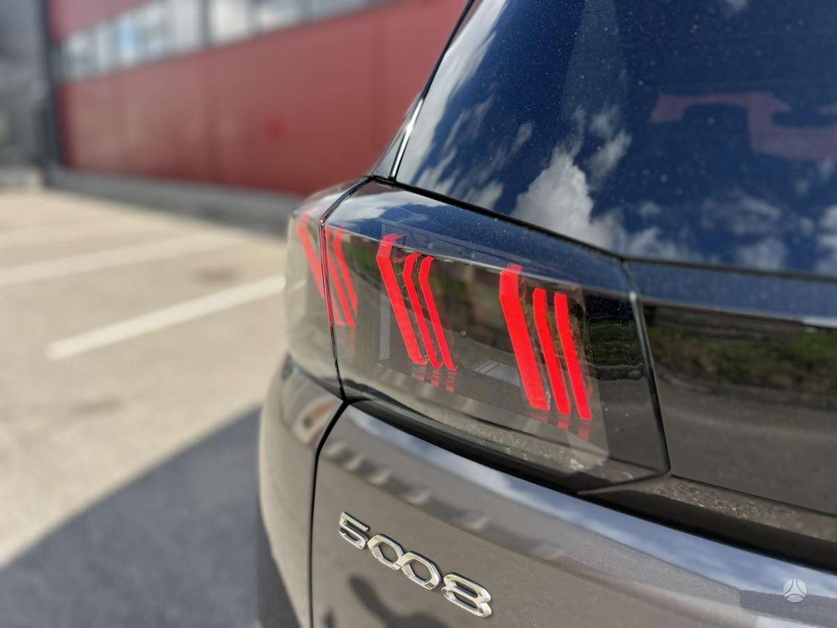 Peugeot 5008 - 9