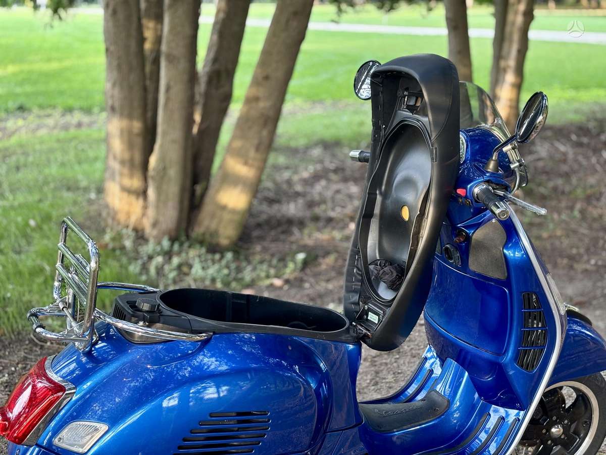 Piaggio Vespa 125cc, мотороллеры / мопеды