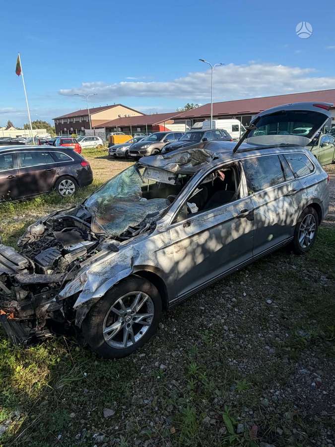 Volkswagen Passat, 2.0 l., Универсал