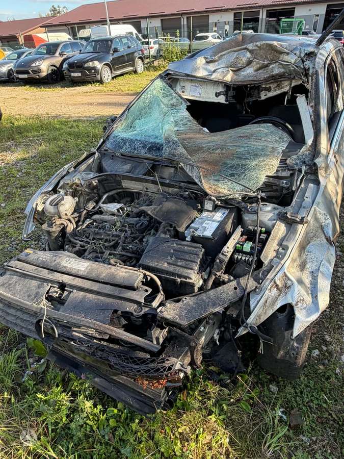 Volkswagen Passat, 2.0 l., Универсал