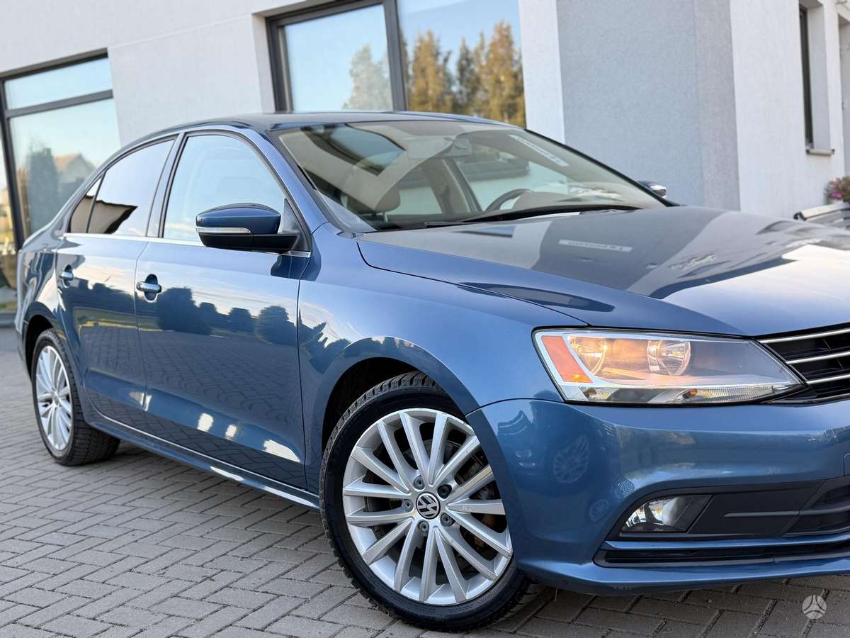 Volkswagen Jetta - 3