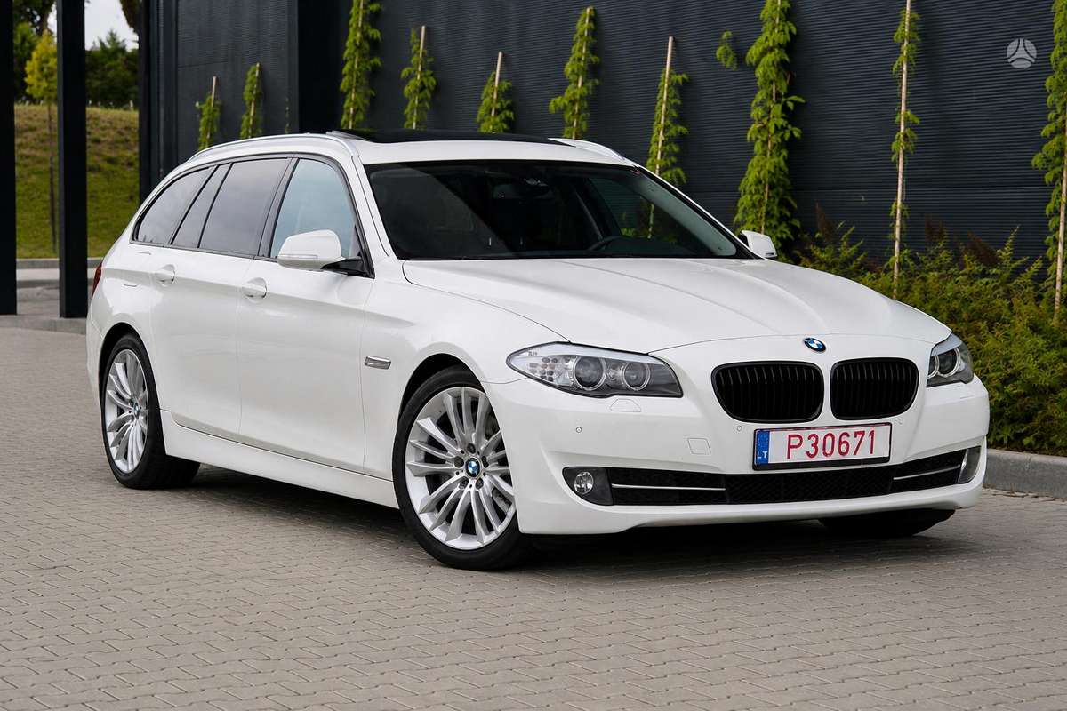 BMW 520, 2.0 l., universalas