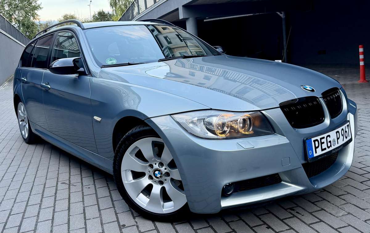 BMW 320, Универсал