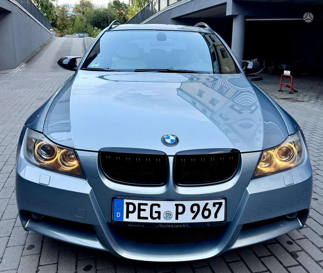 BMW 320, wagon
