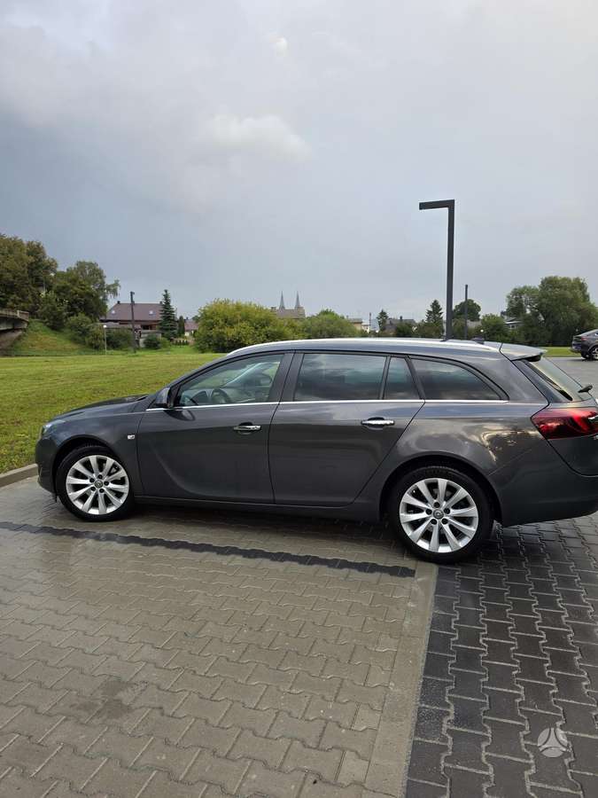 Opel Insignia, 2.0 l., Универсал