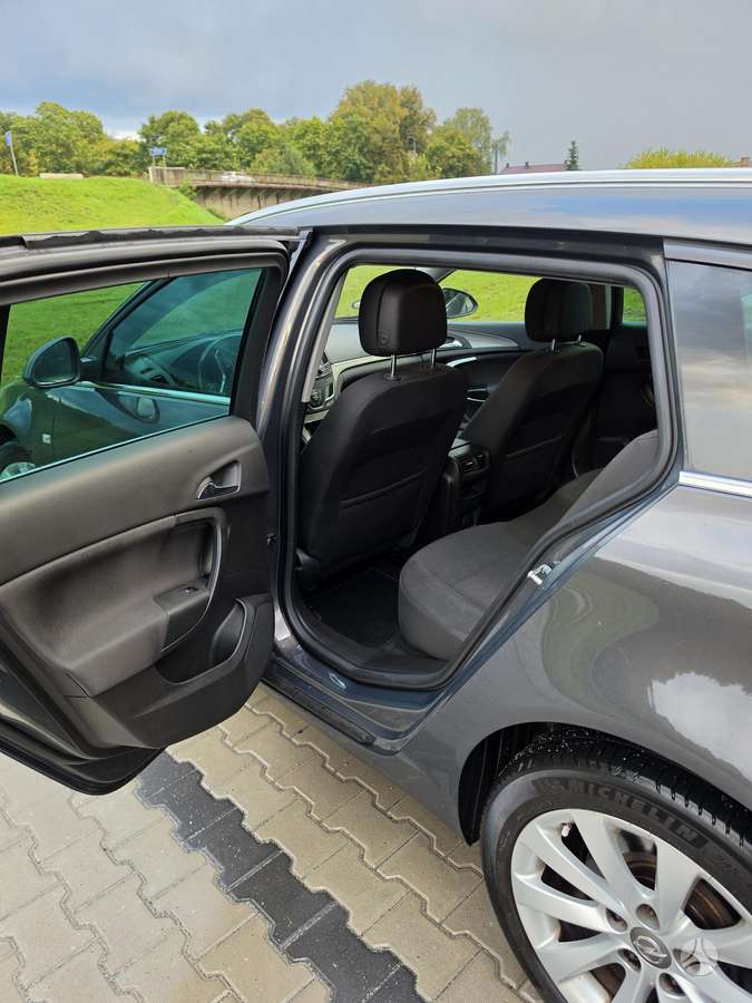 Opel Insignia, 2.0 l., Универсал
