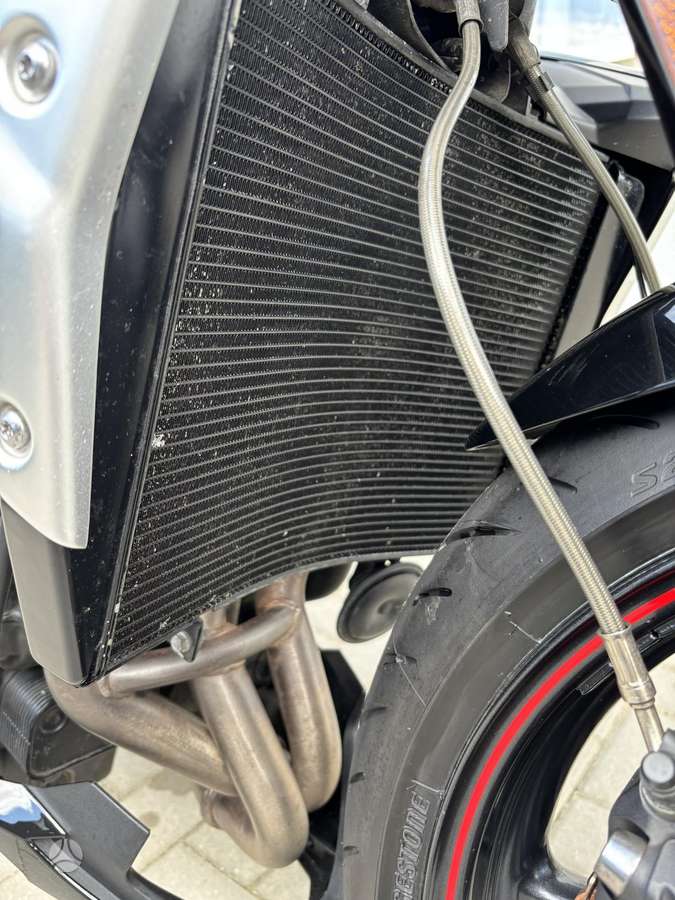 Triumph Street Triple 765cc, street / classic