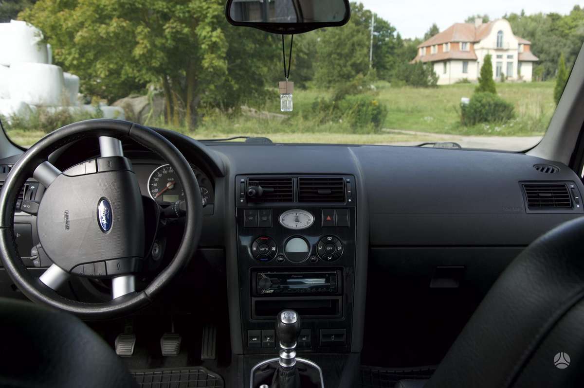 Ford Mondeo, 2.0 l., Седан