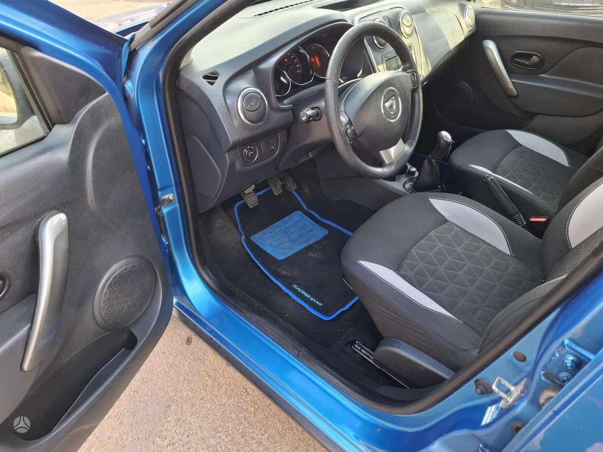 Dacia Sandero, 0.9 l., hatchback