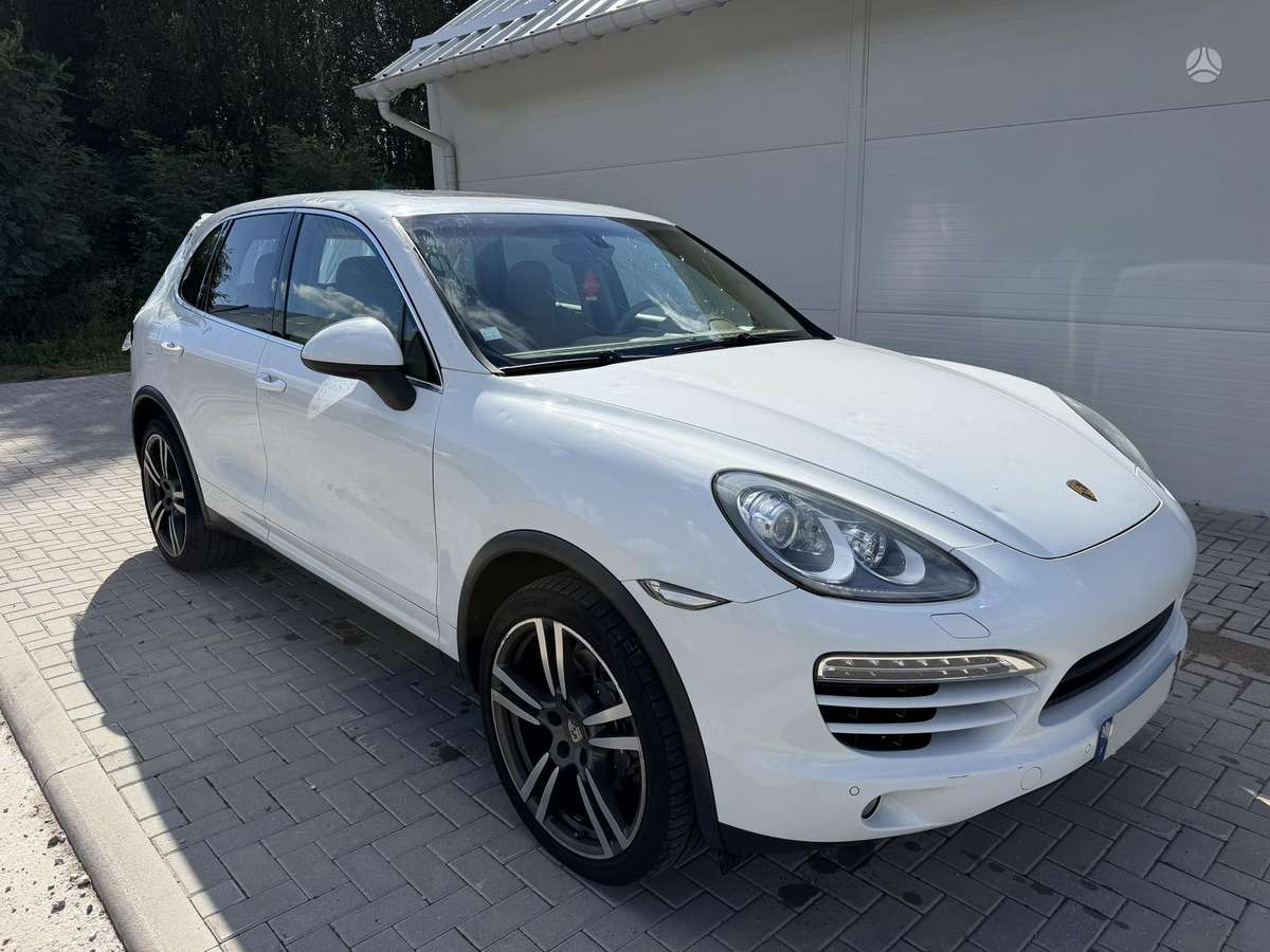 Porsche Cayenne - 3