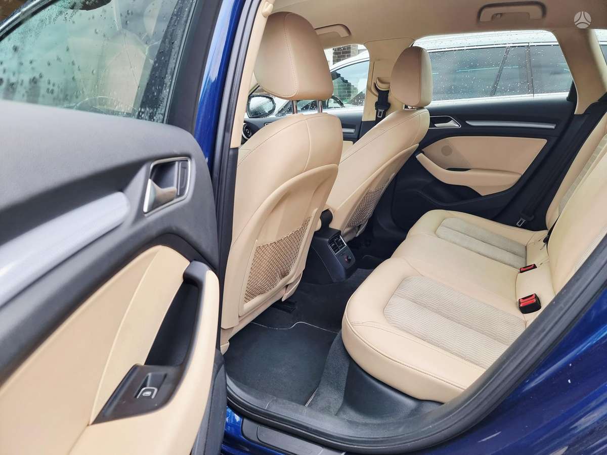 Audi A3, 1.6 l., Хэтчбек