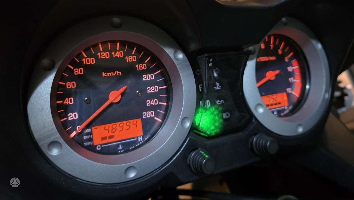 Suzuki DL (V-Strom) 1000cc, enduro / adventure